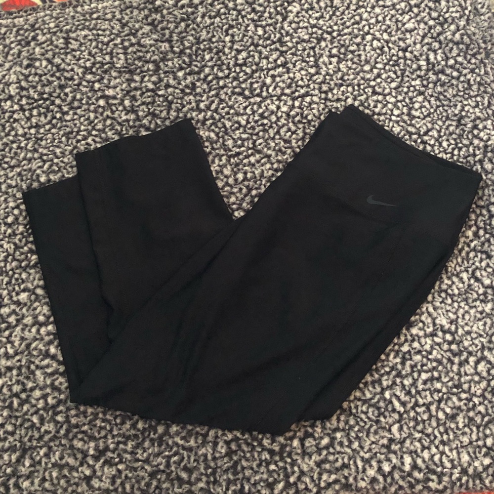 Nike crop leggings